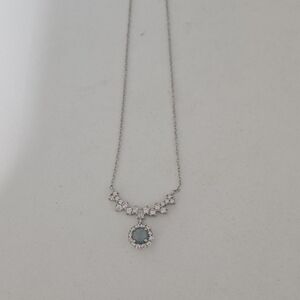Dazzling Silver Necklace with Blue Accent
